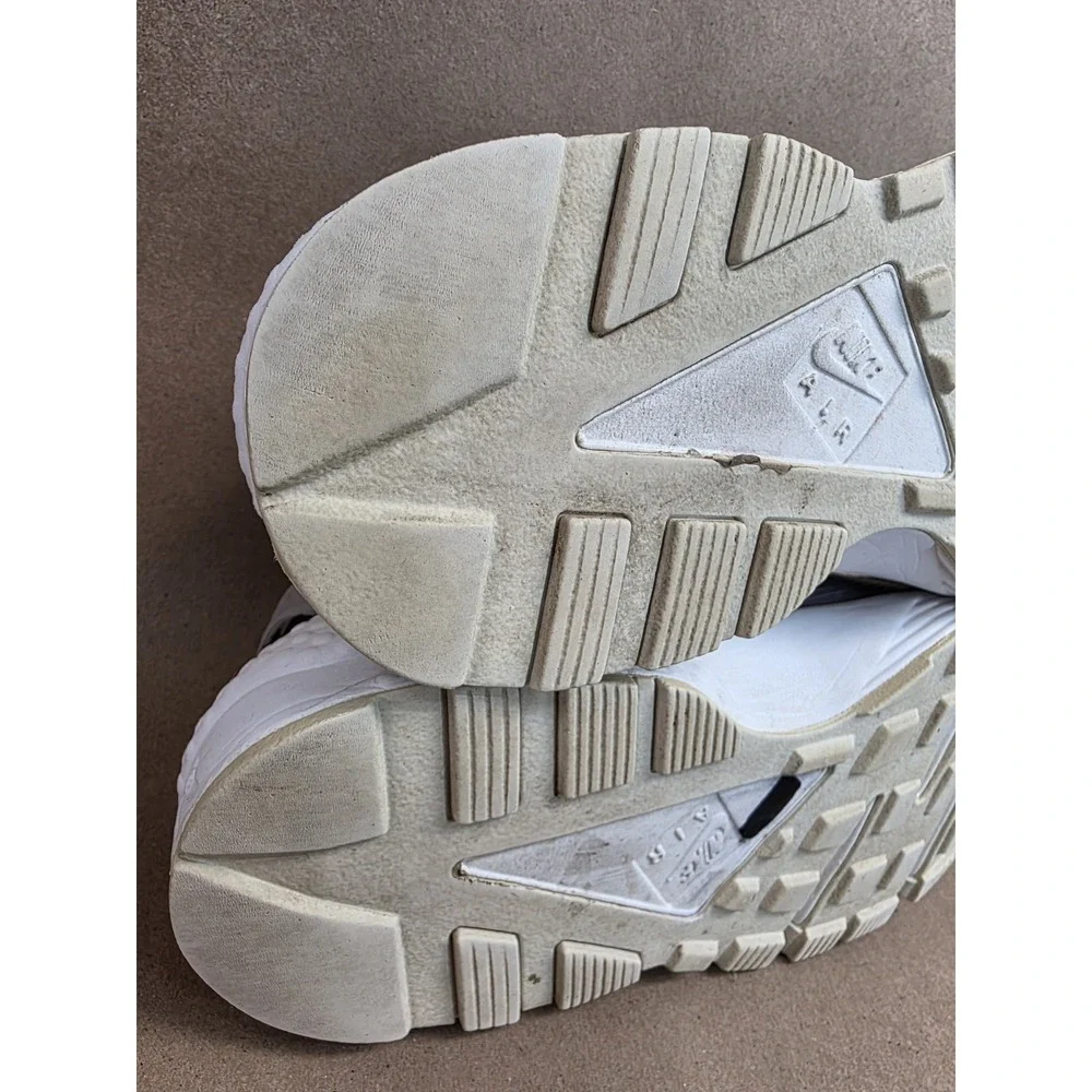 Nike AIR Huarache (Sz 7) SE Women's Running Shoes Atmosphere Grey 859429-008